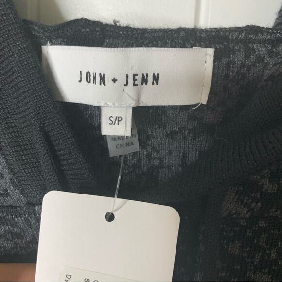 Evereve John‎ Jenn dylan python hooded pullover sweater jacket - Picture 5 of 7